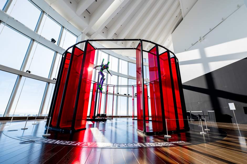 This is the only venue where you can enjoy the exhibition while looking down on Tokyo.