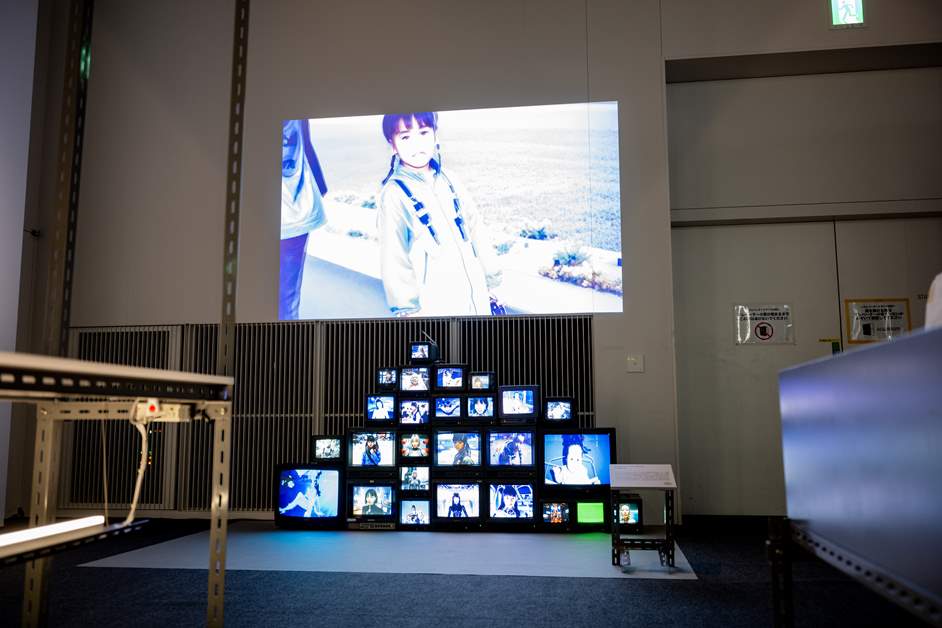 アーティストの草野絵美氏によるAIアート作品「EGO in the Shell」