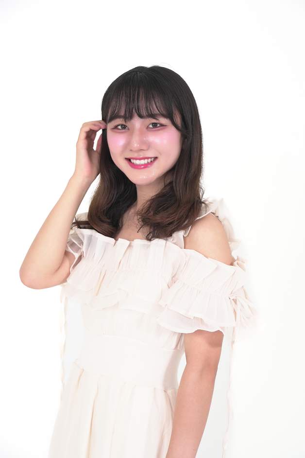 村上佳蓮（むらかみ　かれん）慶應義塾大学　商学部　4年