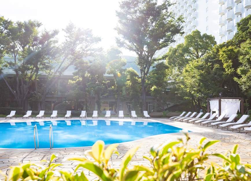 日本庭园内的“钻石池”