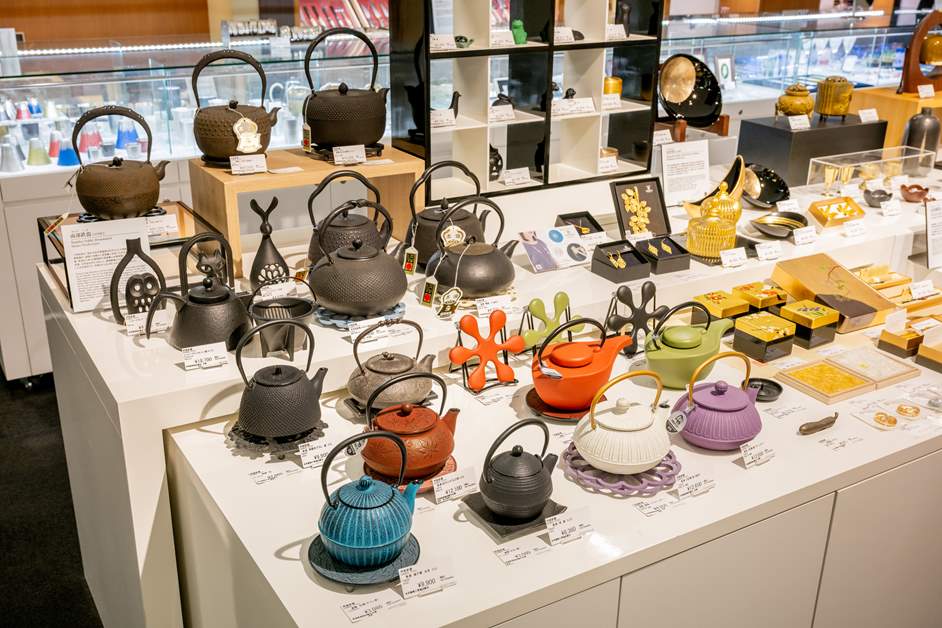 丈夫で長持ちするのが南部鉄器の特徴