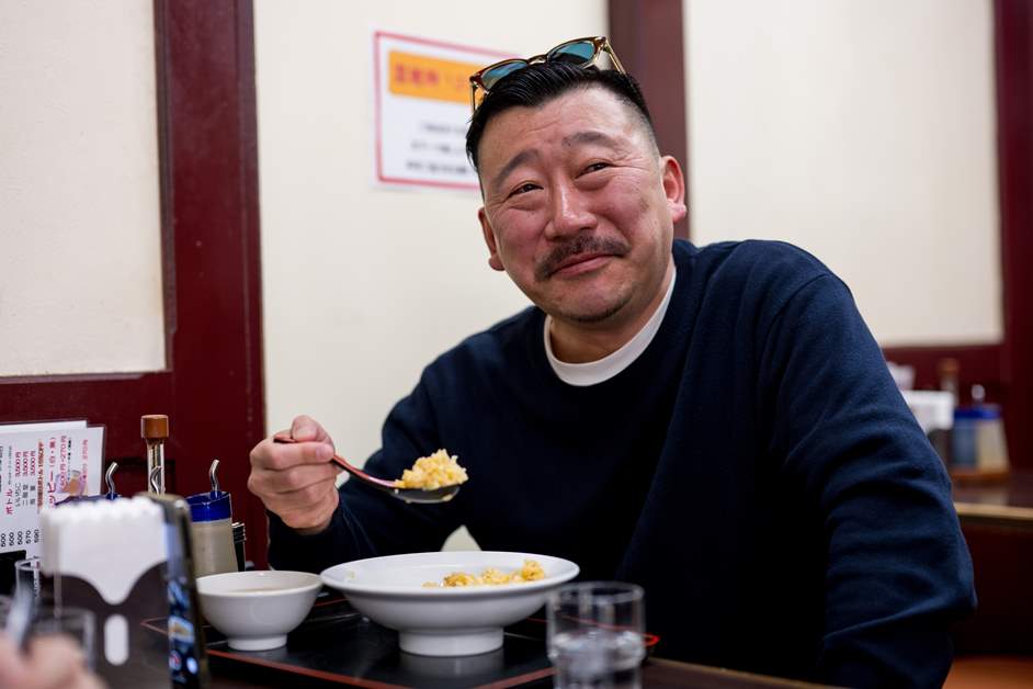 全国を巡ってグルメ情報を発信している規格外の旅食人さん