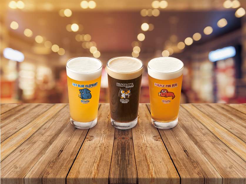 左から「Pale Ale」、黒ビールの「Stout（スタウト）」、旬のフルーツを使用し、期間限定で醸造・特別販売される「Seasonal Beer（シーズナル ビール）」