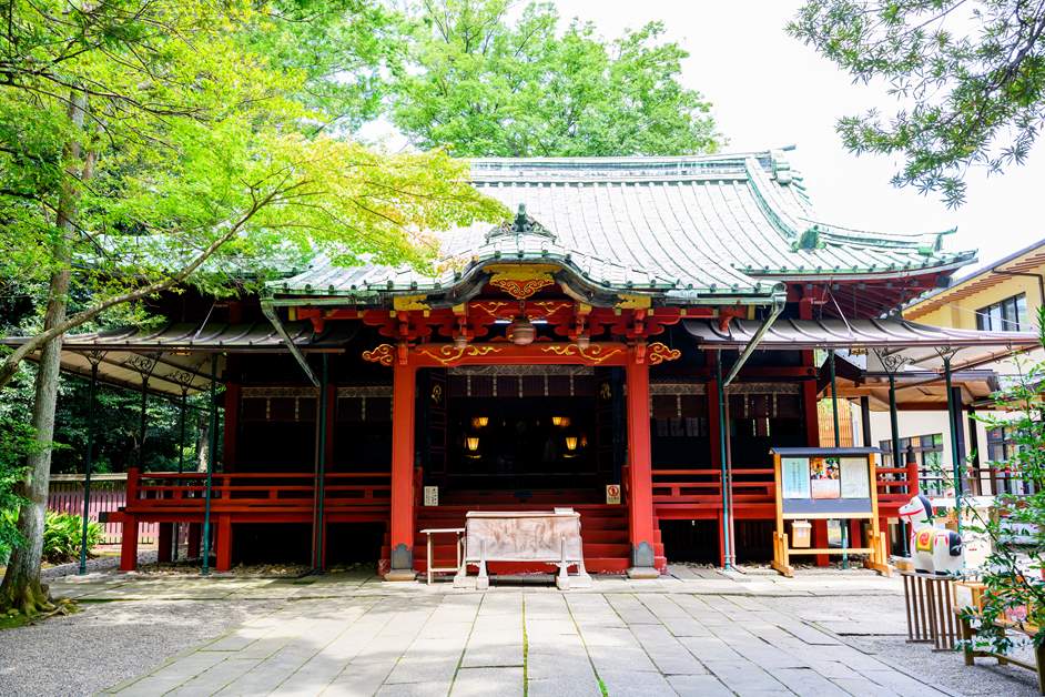 The current shrine building was constructed in the 14th year of the Kyōhō era (1729).
