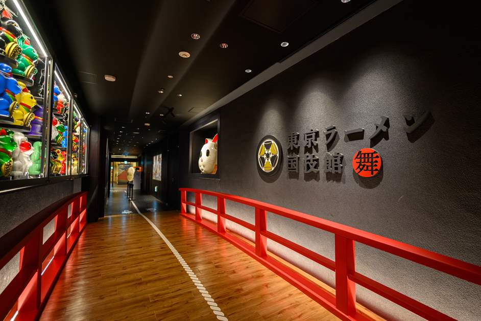 Famous restaurants from across the country have gathered in Odaiba! Enjoy a food crawl at the newly renovated “Tokyo Ramen Kokugikan Mai”